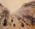 boulevard montmartre matin lumière du soleil et brume 1897 Camille Pissarro